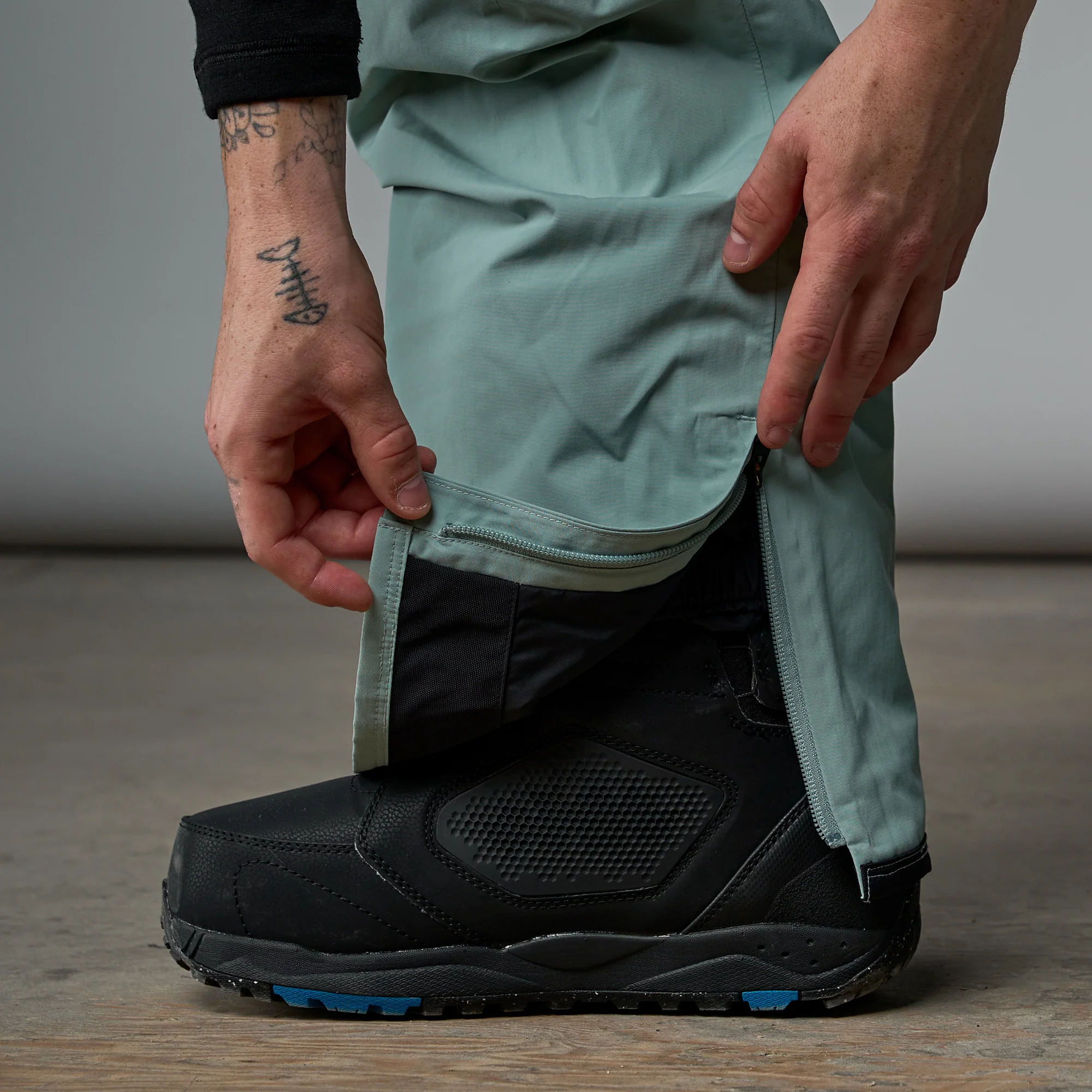 Burton [ak] Swash GORE-TEX 2L Pant - Image 4