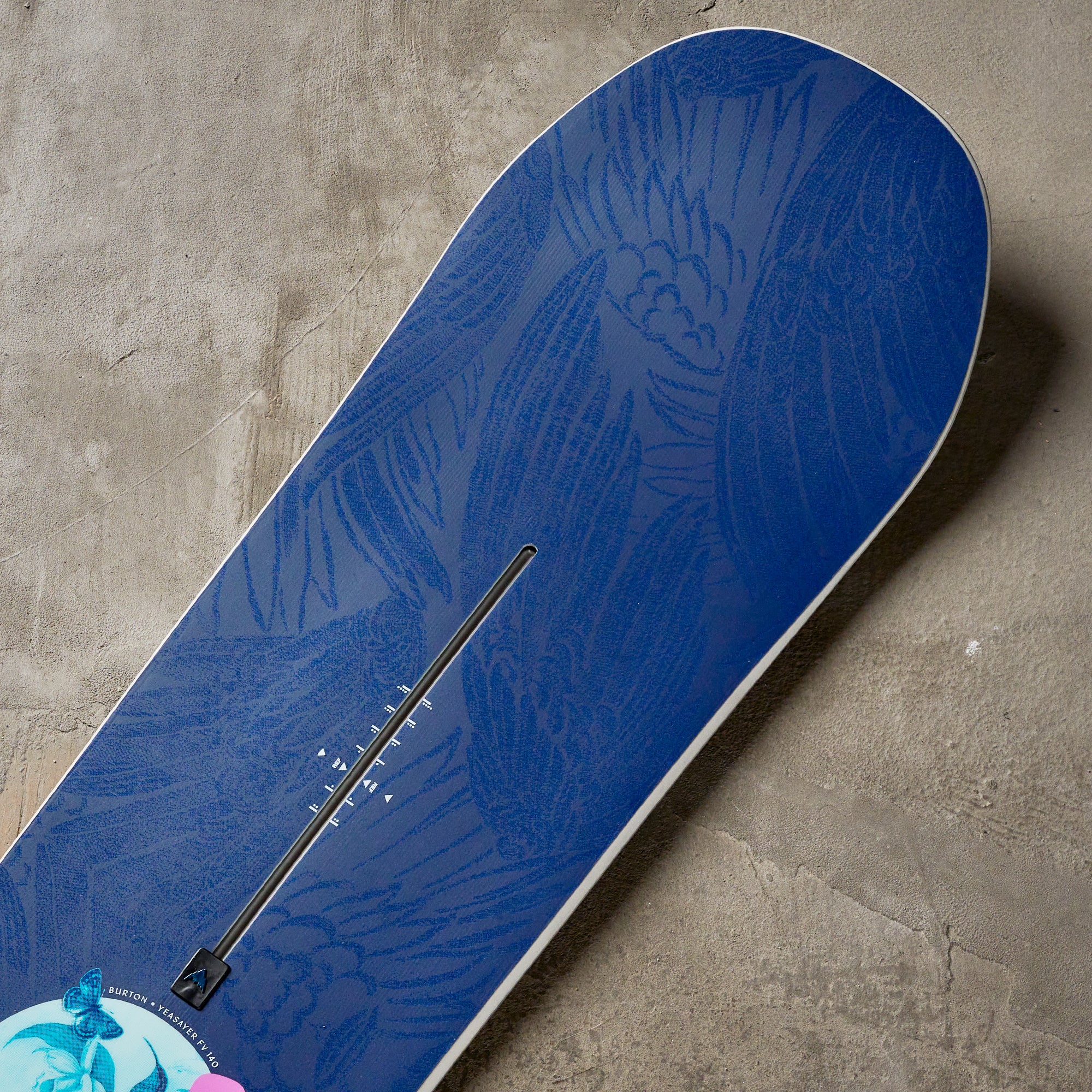 Burton Yeasayer Flying V Snowboard 2026 // Women's - Image 5